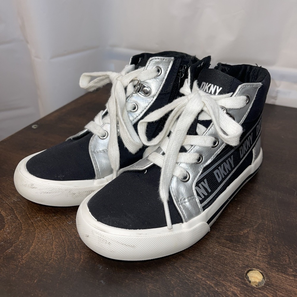 DKNY Hannah Vertical High Top Sneakers Girls Size 11 Youth Black White Silver